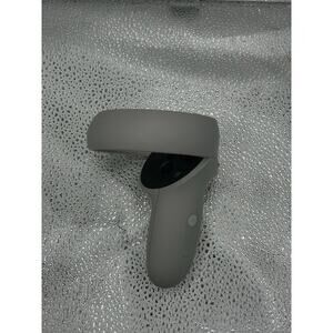 Left Oculus quest 2 controller